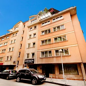 Sofia Hotel Apartments Апартаменты